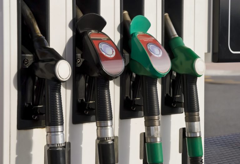 CONSEILS: Trois mythes à propos de la consommation de carburant